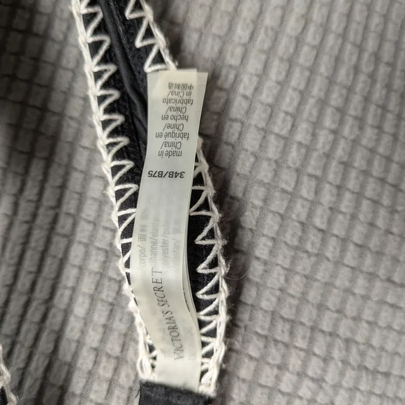 Minimalist Black and Cream Bikini Swimwear - Picture 11 of 12